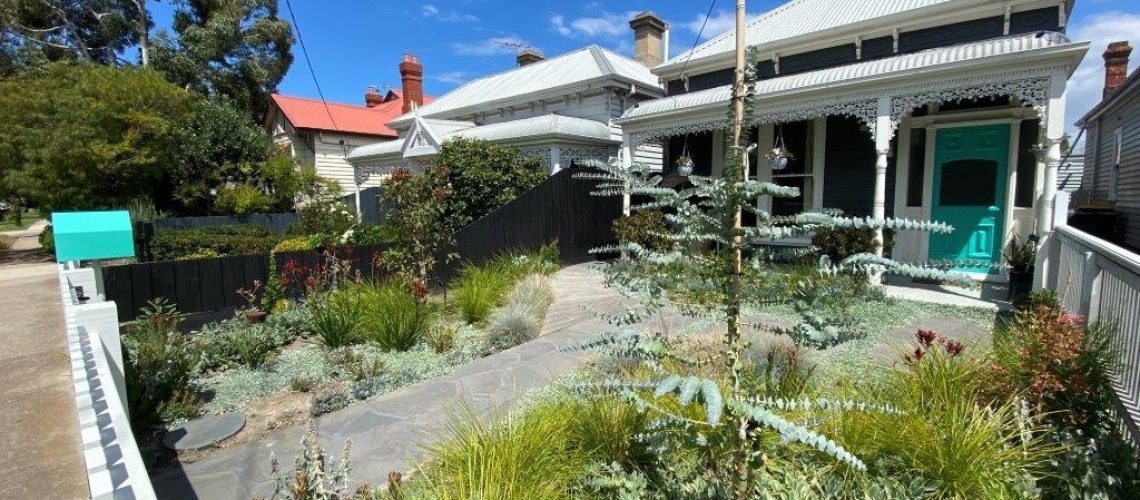 Single fronted house with landscaped front garden by Petstra Gardens